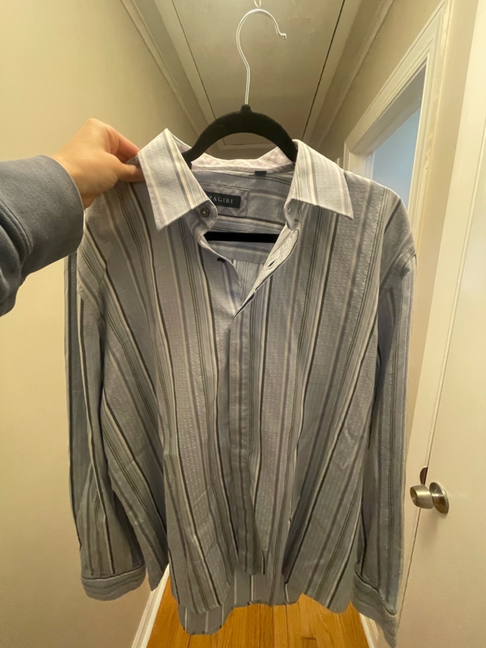 Vertical Stripe Light Blue Button-Down Shirt - Sagiri